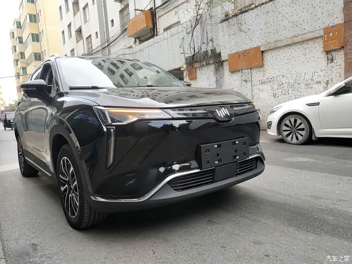 入手亮点多多的新势力电动车威马w6