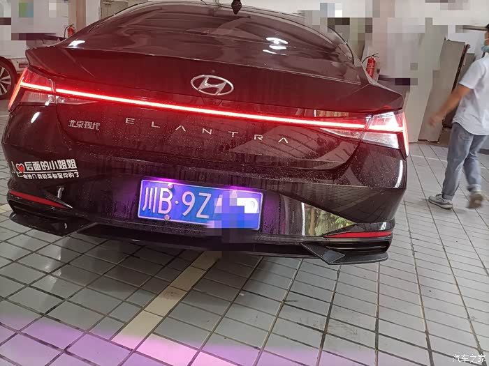 最靓伊兰特属于你的灯光秀