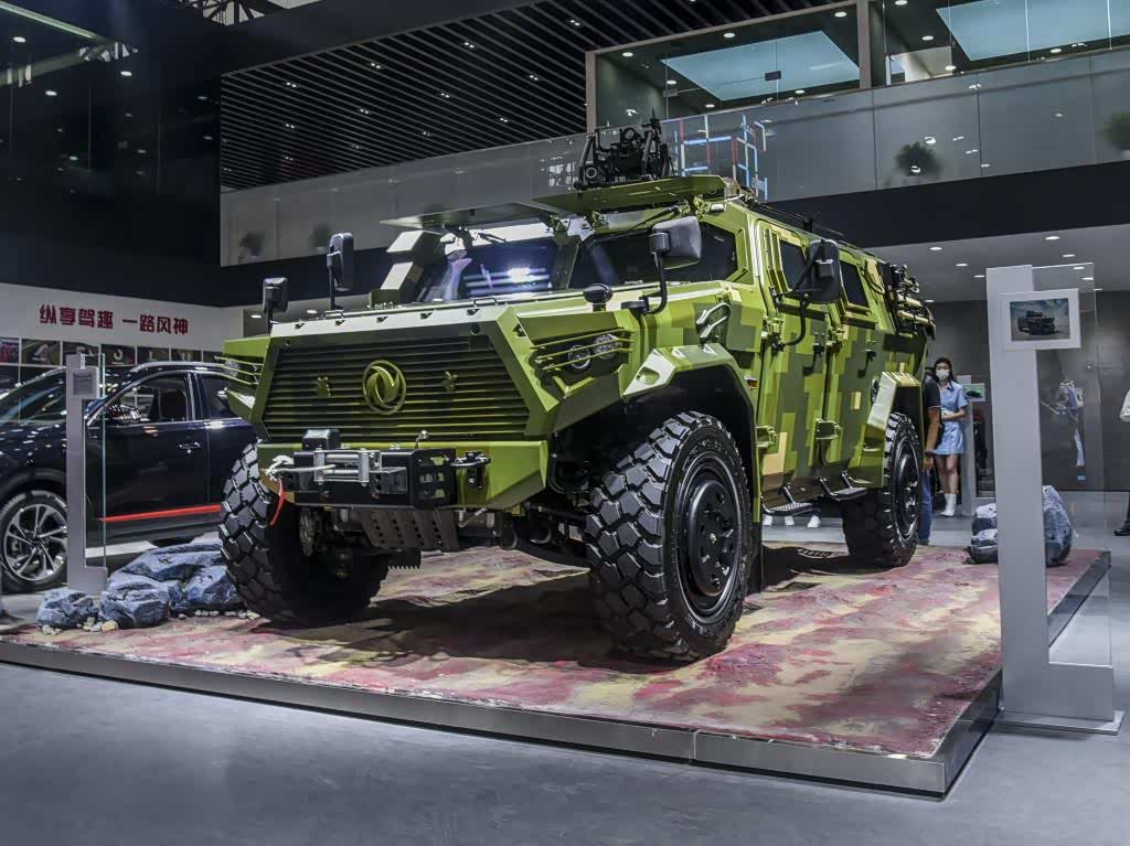 北京车展的东风猛士,够味儿!