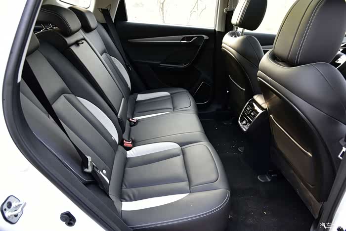 【ai生态suv】实力不容忽视,试驾东风风神ax7