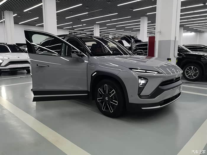 【图】es6水泥灰那个是什么颜色_蔚来es6论坛_汽车之家论坛