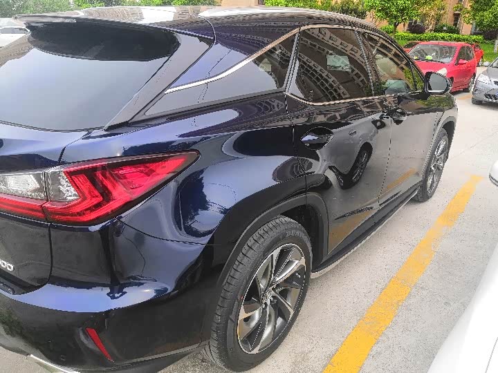 喜提新车雷克萨斯rx300典雅版宝石蓝伯爵棕