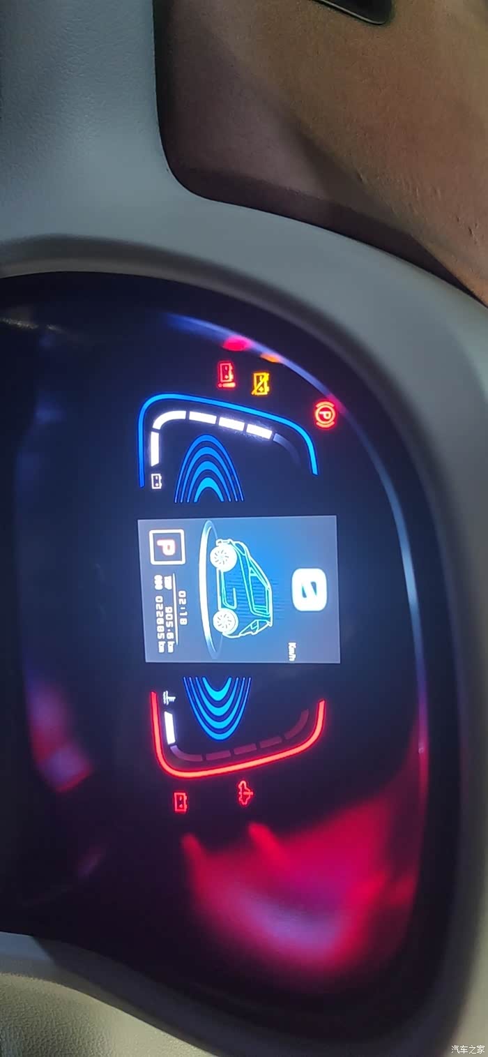 众泰e200冲完电无法启动故障灯亮