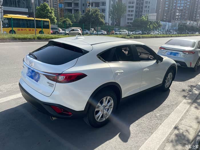 cx4白色手动挡,实表9000公里,个人诚出_马自达cx-4论坛_汽车之家论坛