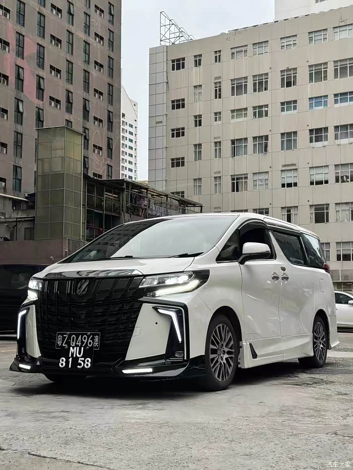 深圳租车两地牌埃尔法