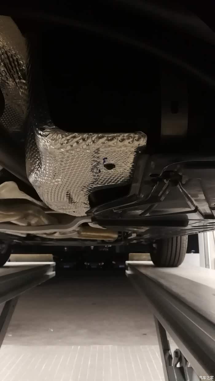 【图】glc260l 底盘是什么材质 有必要做装甲吗_奔驰glc论坛_汽车之家