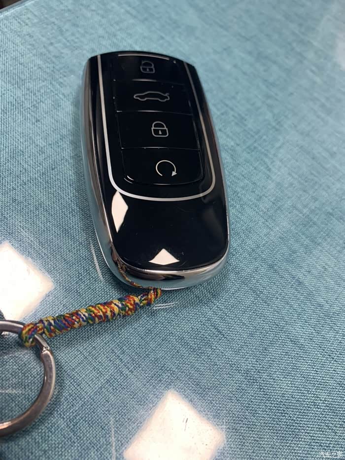 【图】瑞虎8pius智能钥匙下面小孔是干什么的_瑞虎8 plus论坛_汽车之