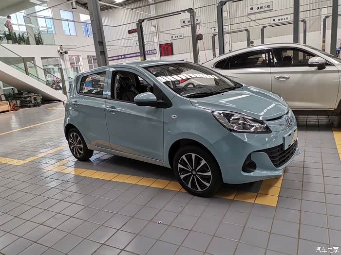 【图】国民版车顶改色_奔奔e-star论坛_汽车之家论坛