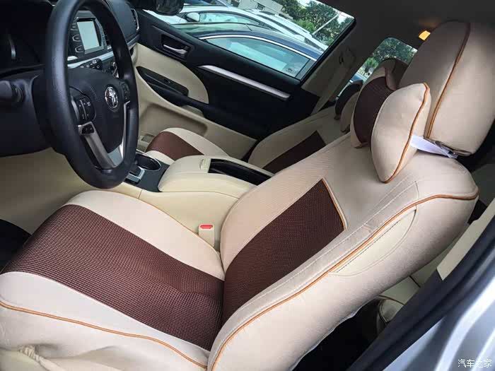 米色内饰用什么颜色的座套比较好?