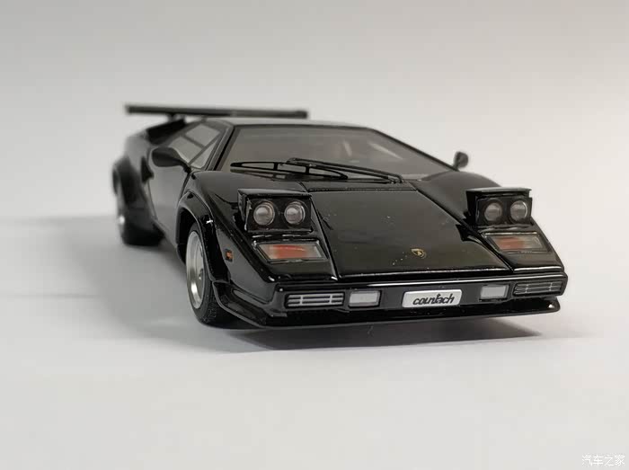 值得记住的跳灯兰博基尼countach5000s