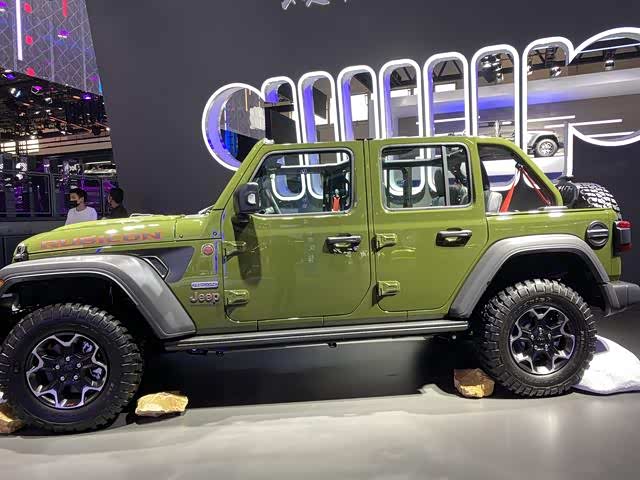 全新jeep牧马人丛林英雄限量版车型,那叫一个漂亮