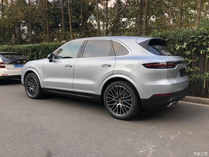 卡宴佬银色的实车有吗