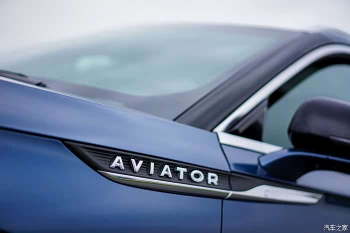 烁说车60万7座豪华头等舱你想不到的林肯飞行家aviator