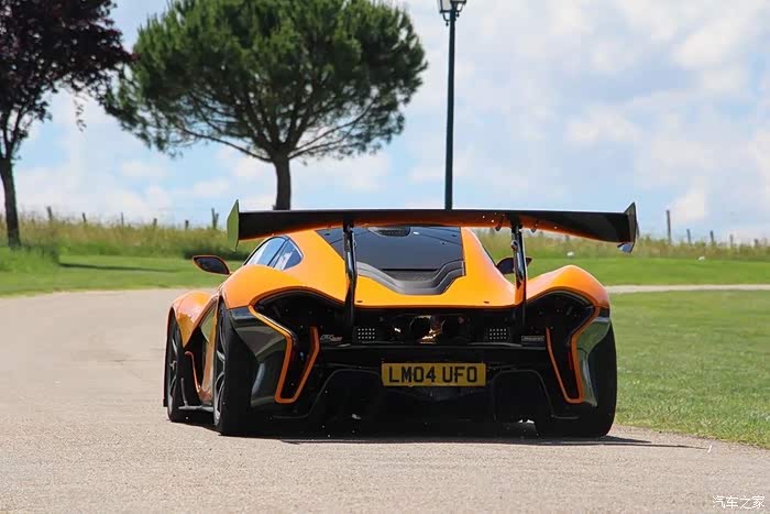 mclaren p1 霸气侧漏啊!