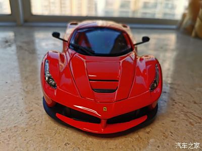 《血色戰馬》之法拉利拉法(laferrari)車模評測