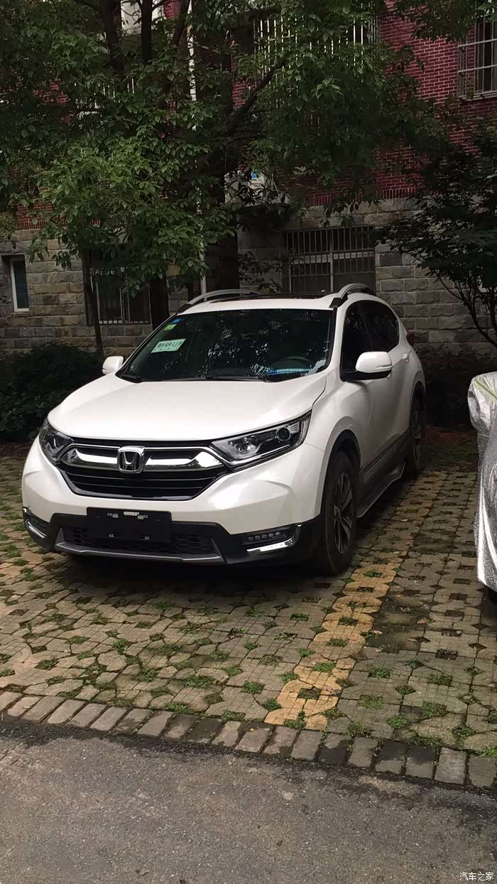 19款本田crv风尚版白色18年6月上牌13万公里