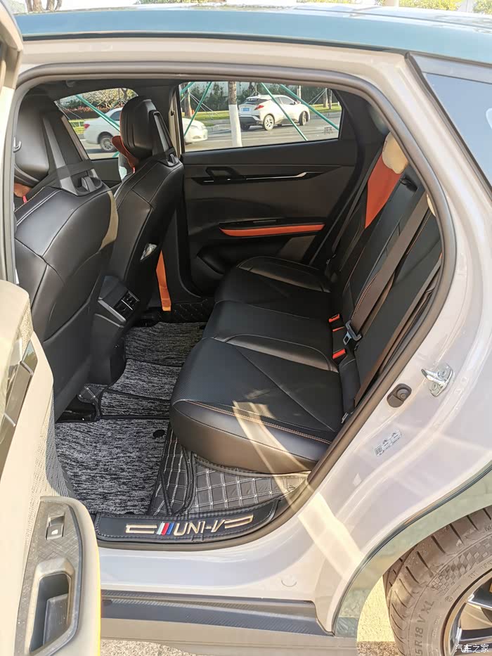 长安univ颜值与实力并存的魅力之选