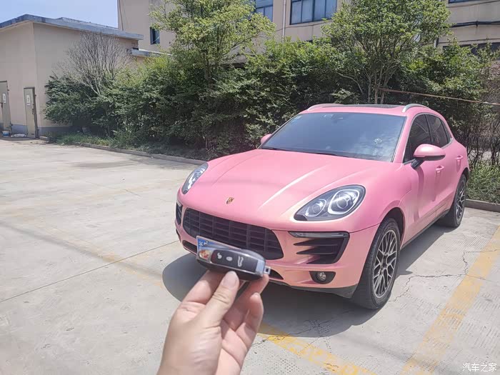 预出保时捷马坎30s