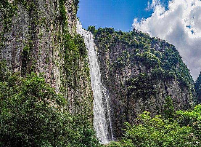 百丈漈 文成 旅遊最亮名片,來 文成 旅遊最可錯過打卡景點.