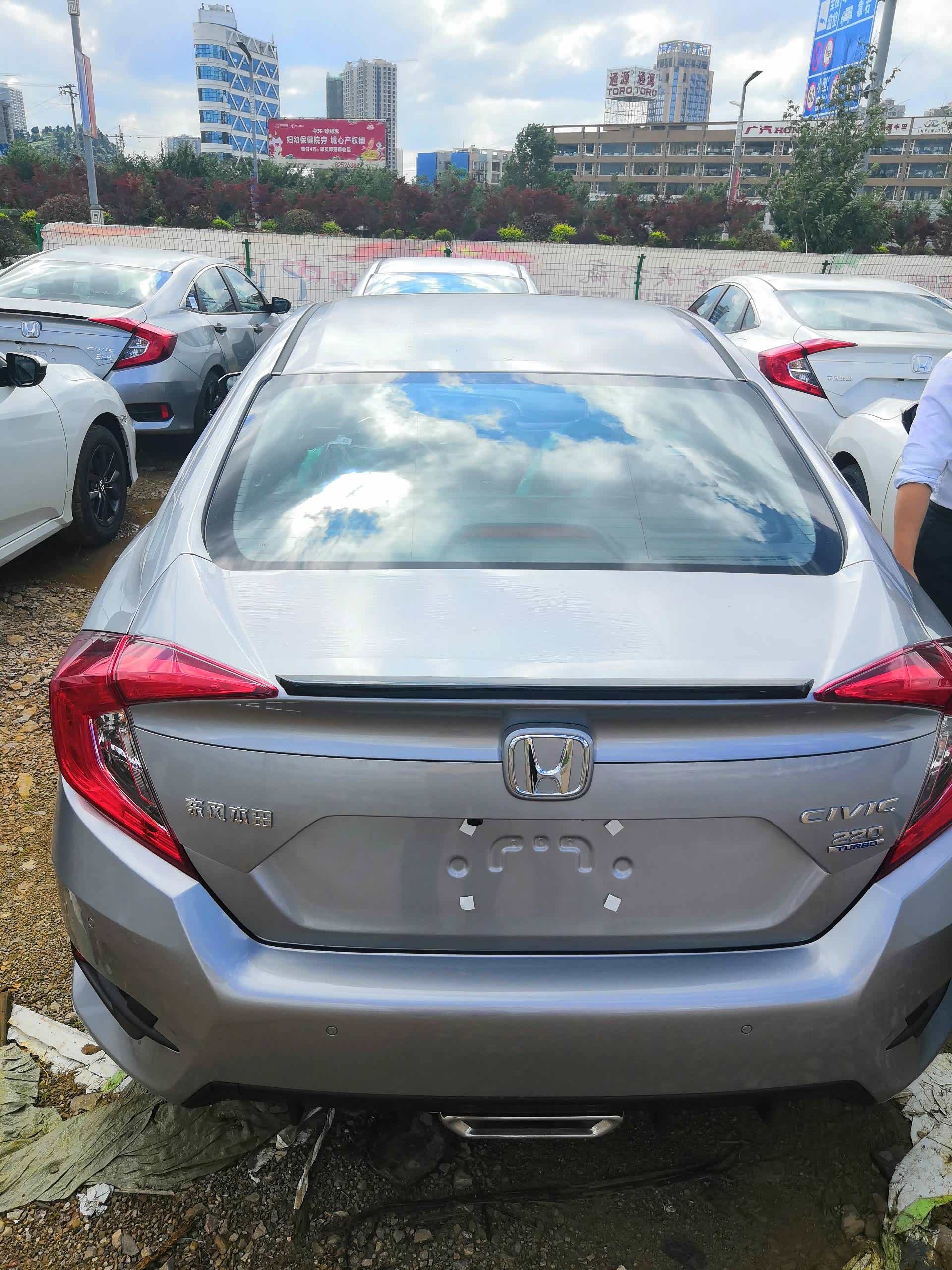 有没有提19款圣辉银的朋友?