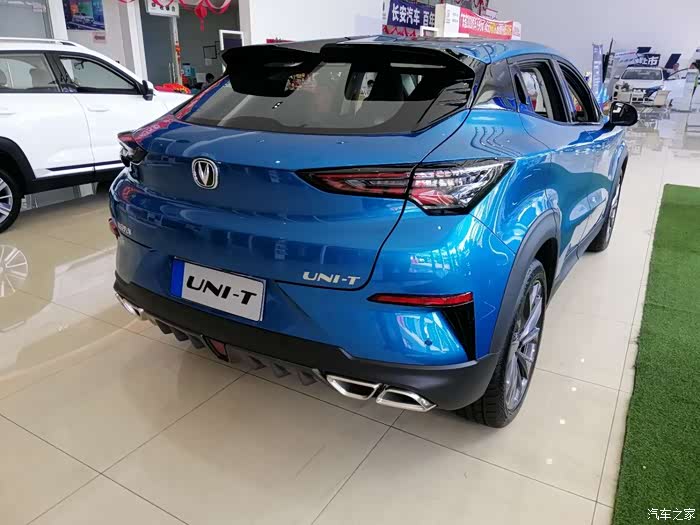 蓝色的长安unit好看