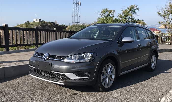 同志召集,19款德国进口高尔夫alltrack旅行车,准备加装3代acc