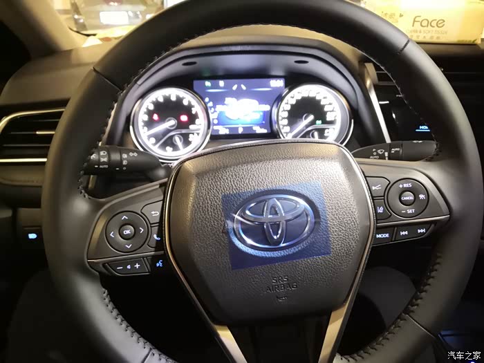 八代凯美瑞方向盘好轻感觉不安全