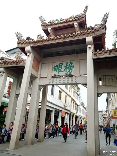 牌坊街我也不是第一次去了,但每次去都会有不一样的感觉,不一样的