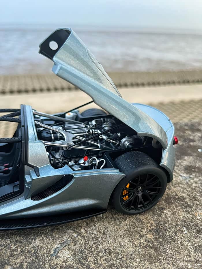 来自美国的高性能超跑轩尼诗毒液gt