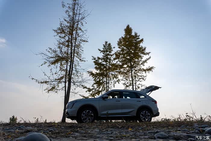 【图】层林尽染冬意渐浓,与哈弗枭龙max一起逃离城市钢筋水泥_哈弗