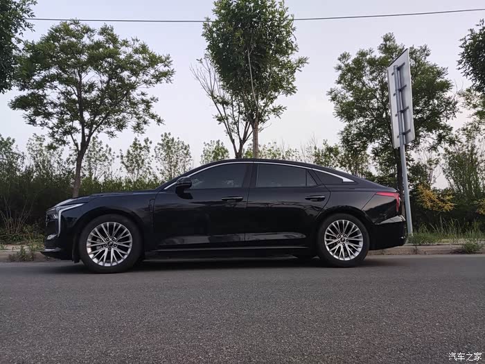 【图】回头率满满,街上最靓的仔!_奔腾b70论坛_汽车之家论坛