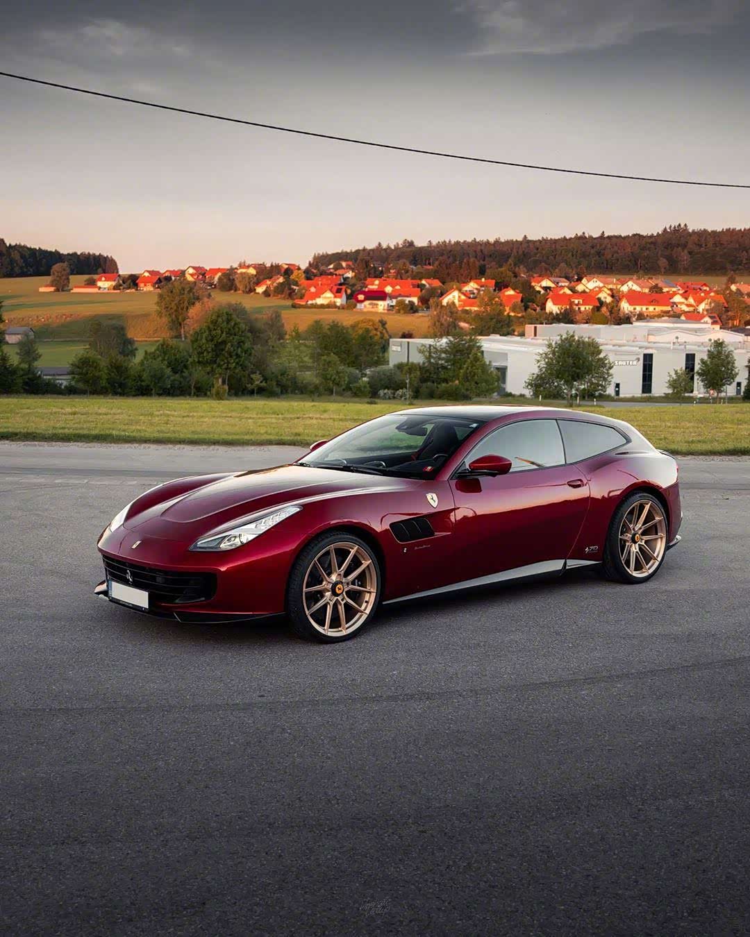 法拉利ferrari gtc4 lusso novitec