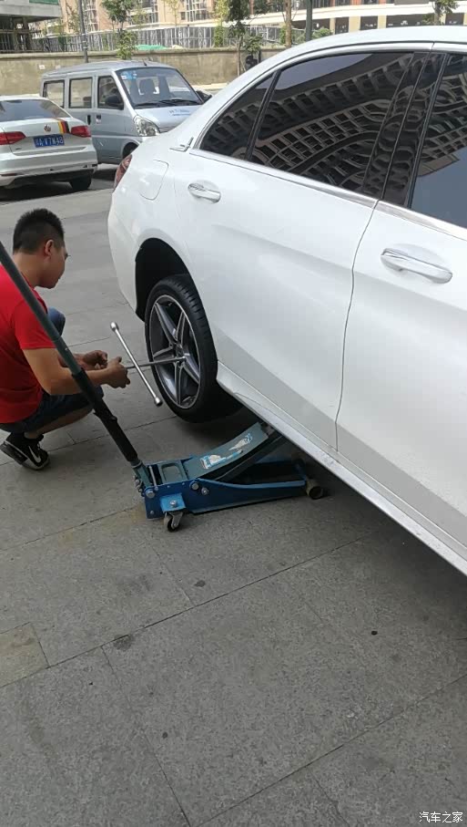 【图】换轮胎强迫症真让我烦_奔驰c级论坛_汽车之家论坛