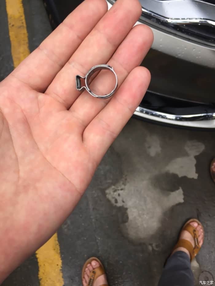 东风风行景逸X6严重的质量问题!1710公里就差