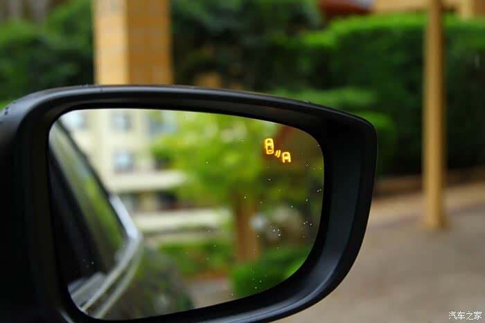 情定领克一路有你浅谈领克01bsd盲点检测系统