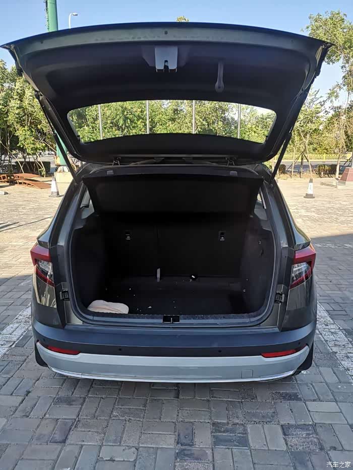 预算15万的绿动先锋石英绿配色柯珞克试驾记