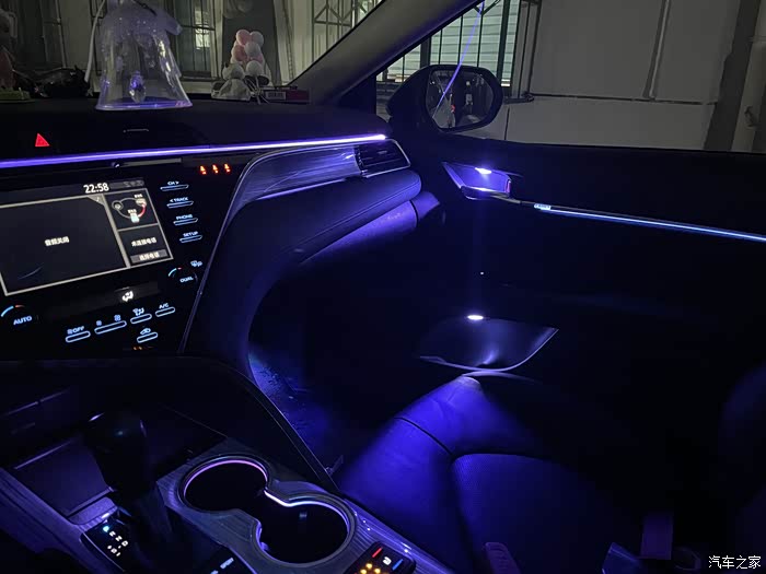 八代凯美瑞氛围灯作业