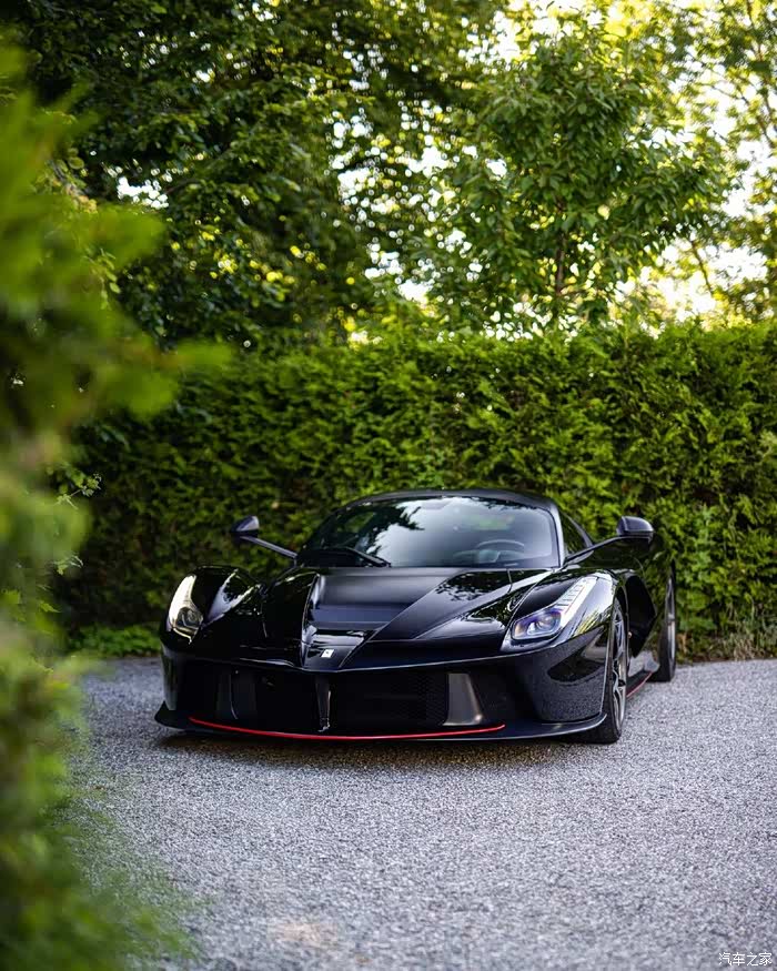 法拉利 laferrari,黑武士真帅