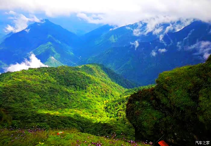 佛教名山景色优美梵净山风景区