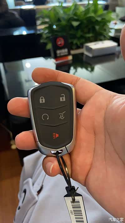 2021款凯迪拉克xt5,提车作业