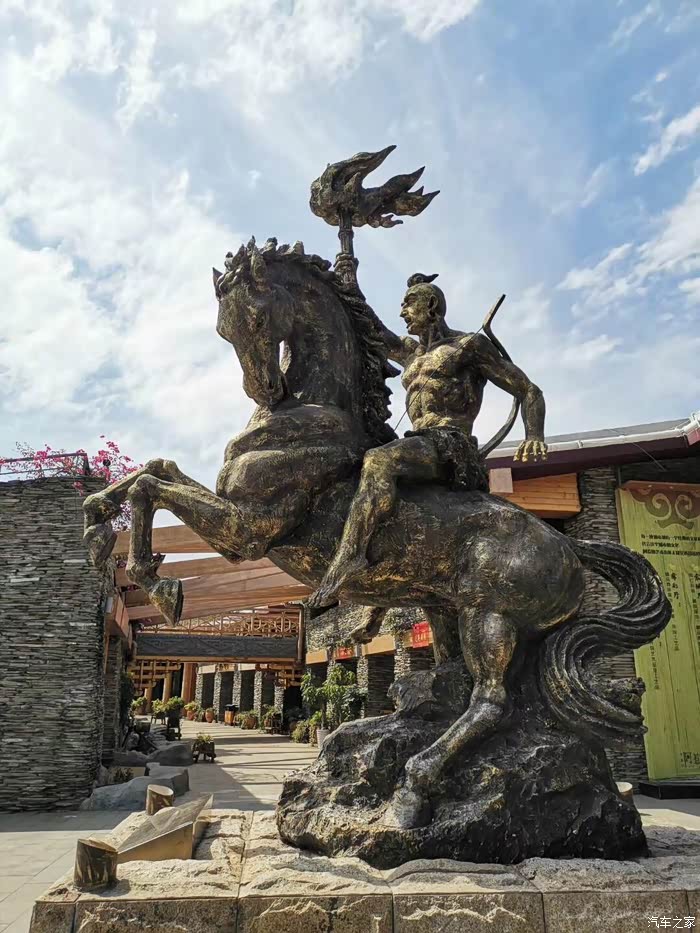 美丽大凉山,品彝族风情