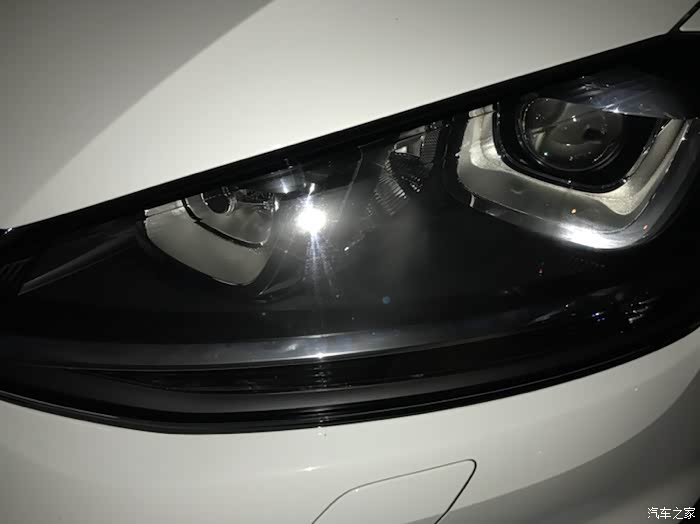 2016款高尔夫大灯起雾,有没有懂的解释一下,谢了