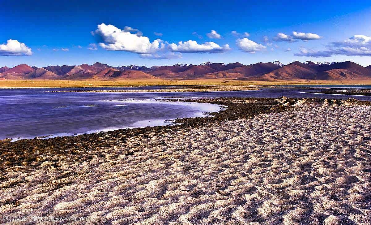 世界上海拔最高的咸水湖