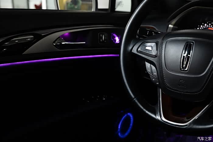 【图】mkz氛围灯改装案例分享,让氛围灯带给你全新的驾乘感受!