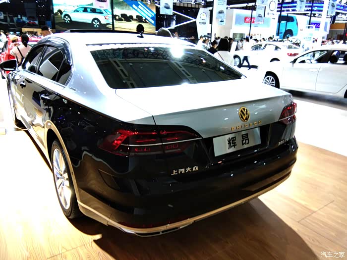 辉昂有改双色车身的吗?求大神给ps一张