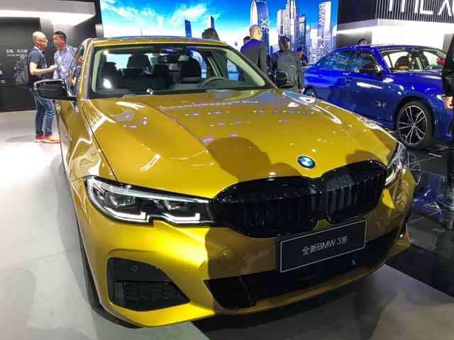 【图】广州车展出现金黄色的三系很吸睛_宝马3系论坛_汽车之家论坛