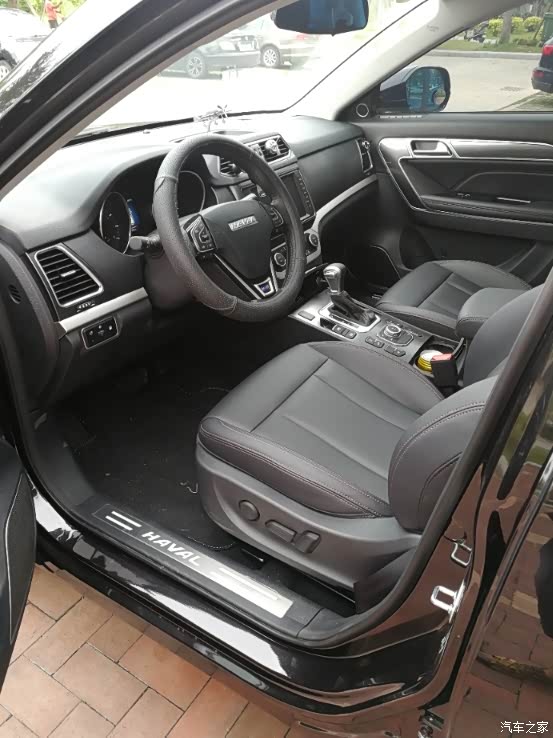 全新哈弗h6coupe18款使用感受分享.