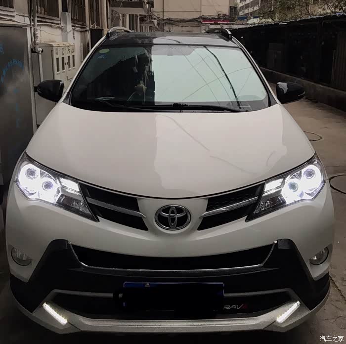 【图】有没有兄弟贴了黑顶膜的,大家上图看看呗_rav4荣放论坛_汽车之