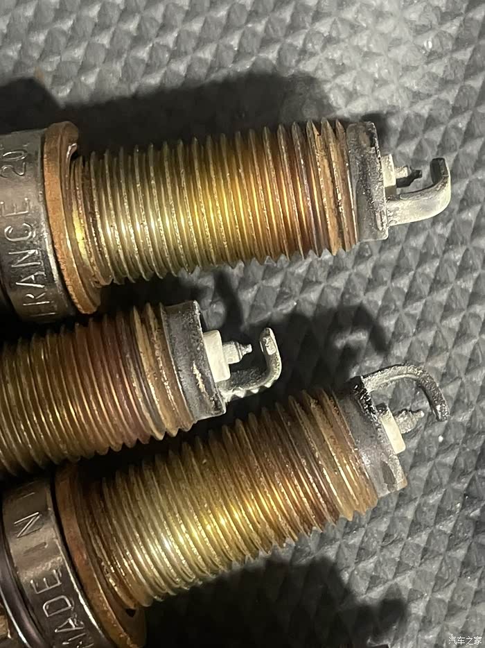 20款五系b48发动机五万公里火花塞
