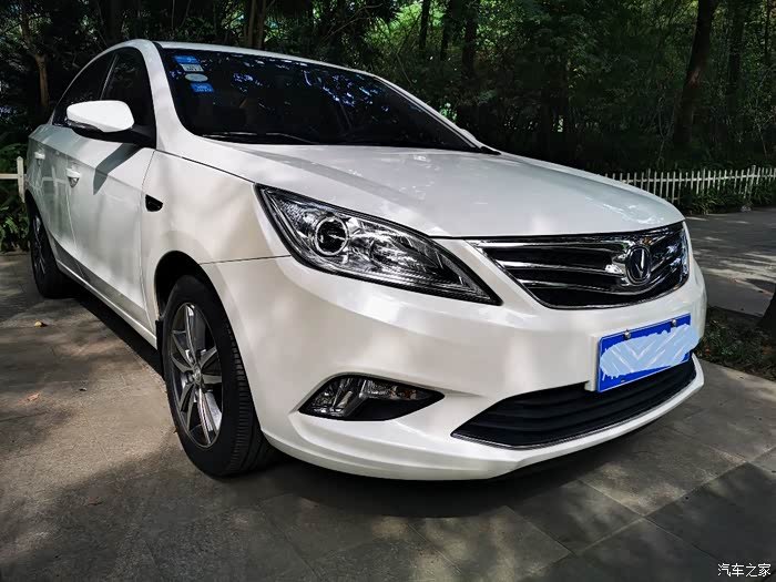 长安逸动15款手动豪华魅力依旧